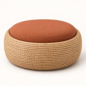 Puff de pneu revestido em corda de sisal com assento de linho terracota